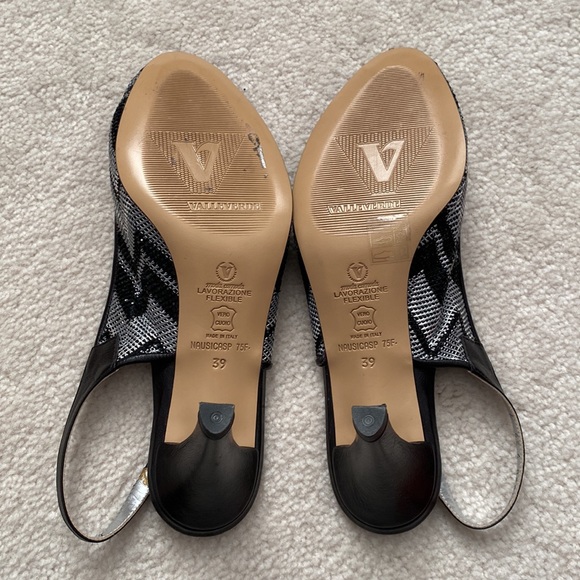 Vintage Black Rhinestone Heal - Picture 5 of 7